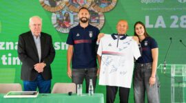 Bozidar Maljkovic predsednik OKS, Dejan Majstorovic basketas, Predrag Mihajlovic predsednik IO OTP banke i Aleksandra Perisic tekvondistkinja na potpisivanju ugovora o sponzorstvu